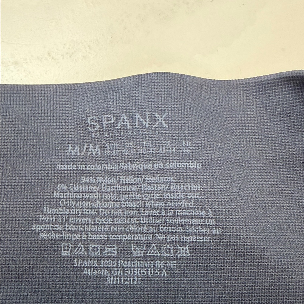 SPANX Patterned Leggings - Picture 9 of 11